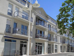 Nice apartment in Rochefort with balcony